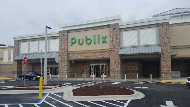 Emerald Plantation Shopping Center